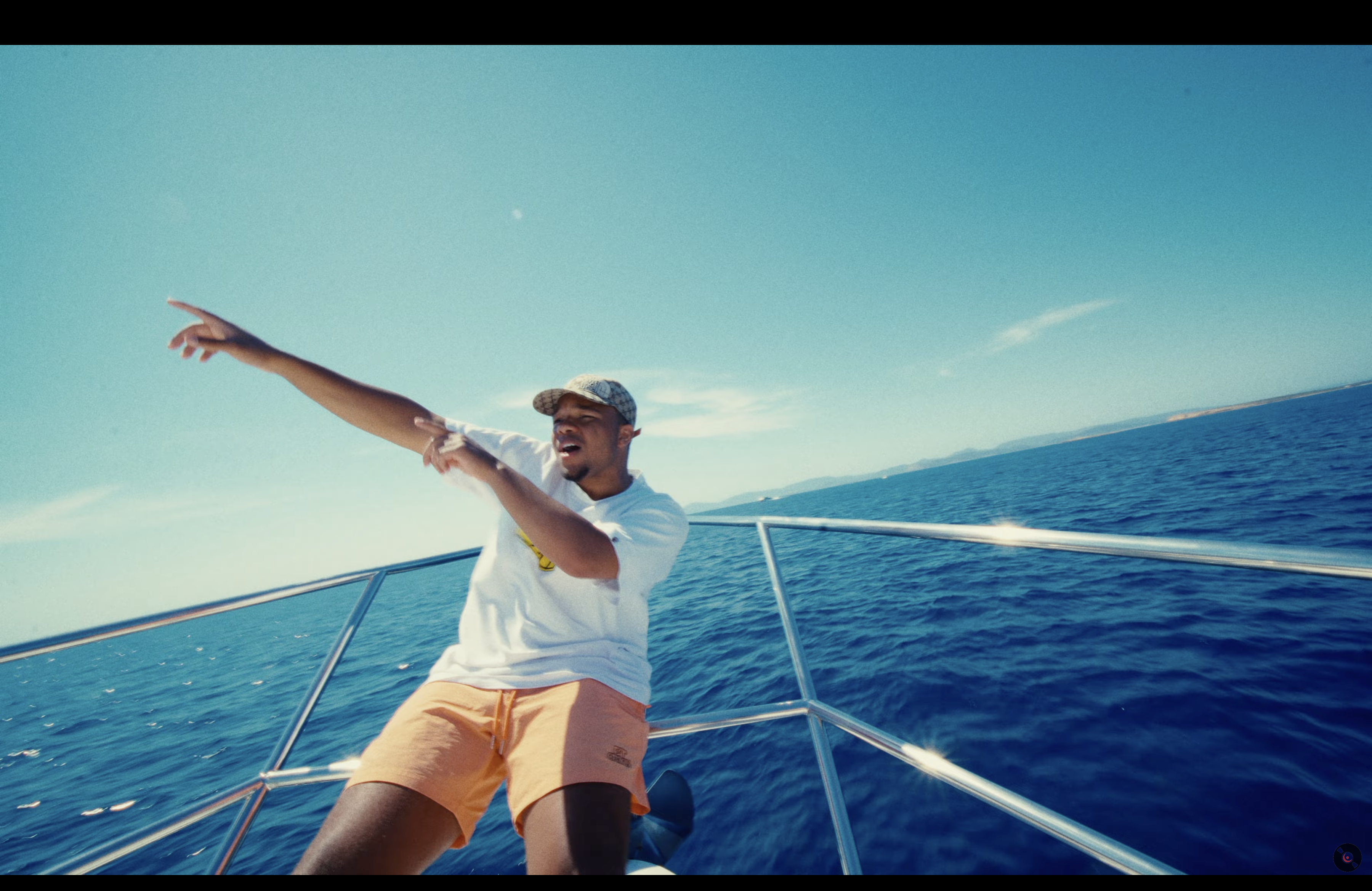 Red Moons x Bokke8 ft. Machario - Ver